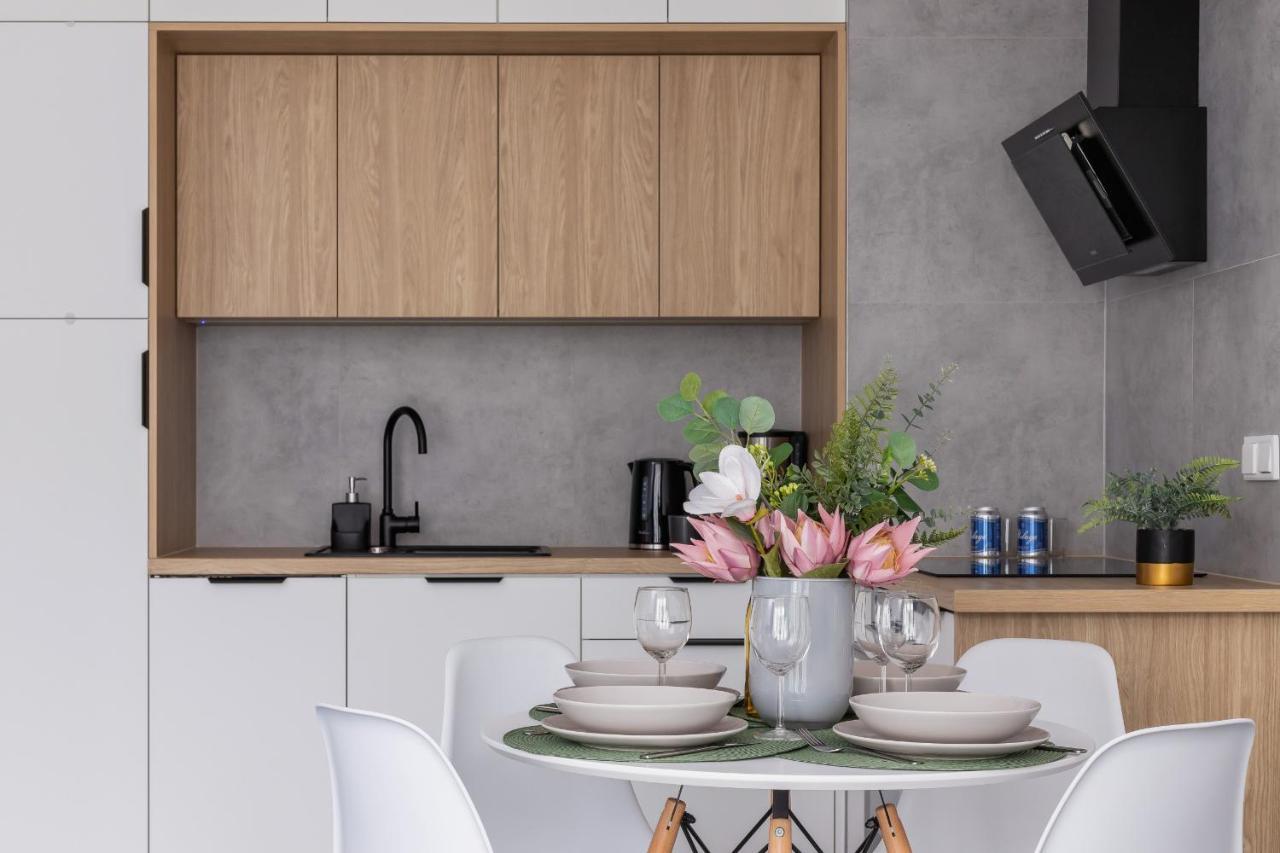 Lux Apartment Grzegorzecka Estate Cracow By Renters Prestige クラクフ エクステリア 写真