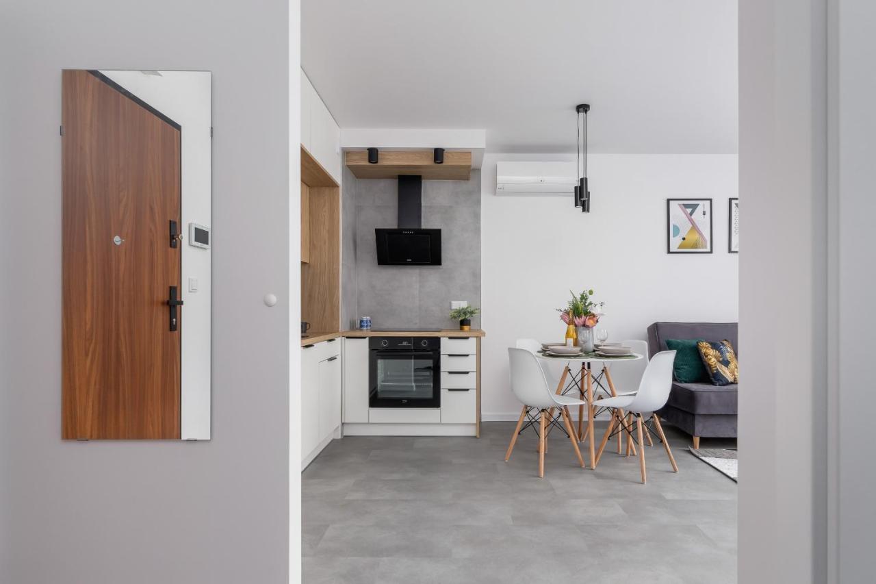 Lux Apartment Grzegorzecka Estate Cracow By Renters Prestige クラクフ エクステリア 写真