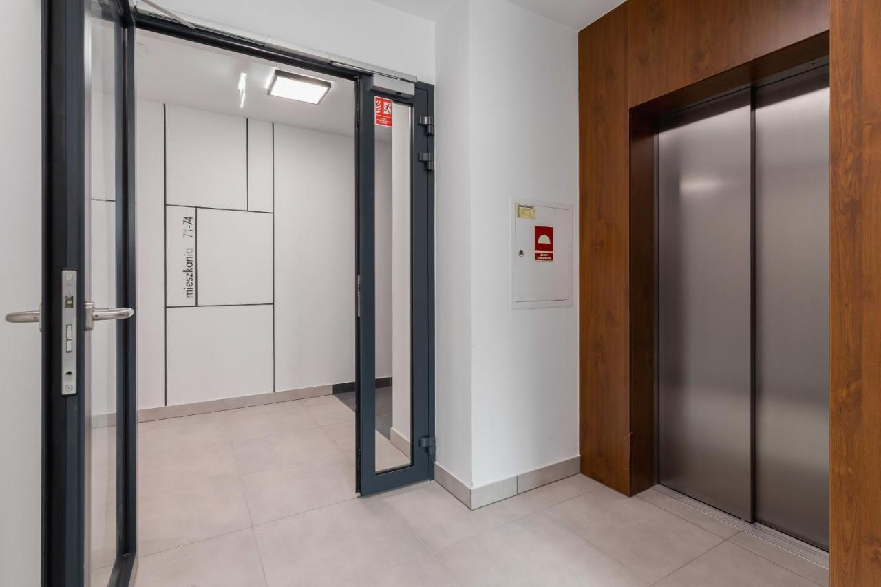 Lux Apartment Grzegorzecka Estate Cracow By Renters Prestige クラクフ エクステリア 写真