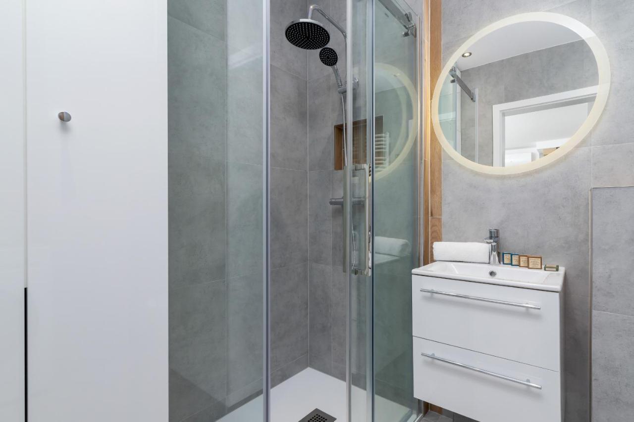 Lux Apartment Grzegorzecka Estate Cracow By Renters Prestige クラクフ エクステリア 写真