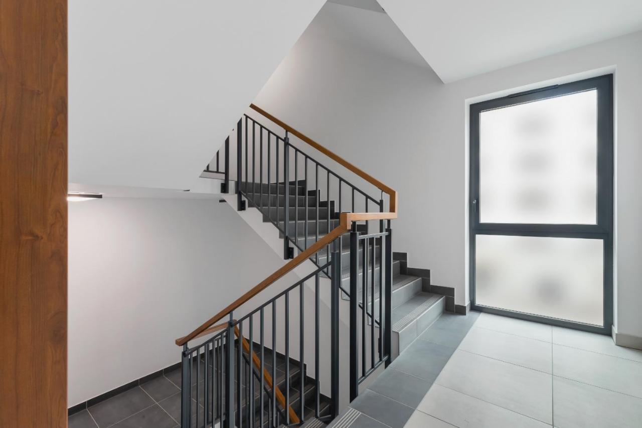 Lux Apartment Grzegorzecka Estate Cracow By Renters Prestige クラクフ エクステリア 写真